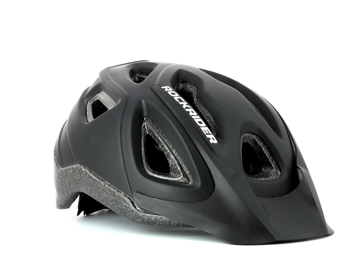 Packshot d'un casque de vélo - photo sur fond blanc pour le e-commerce